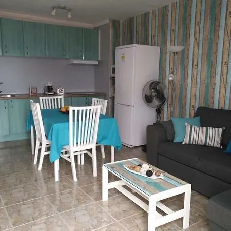 Casa Corina. Primera Linea De Mar Hébergement de vacances *
