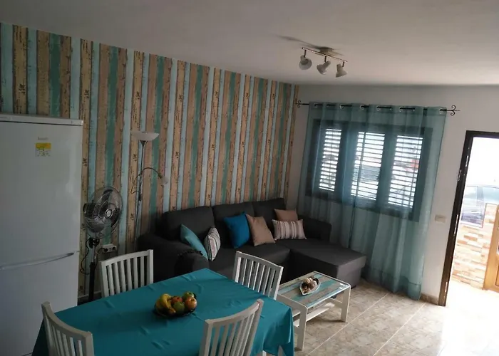 Casa Corina. Primera Linea De Mar 度假居