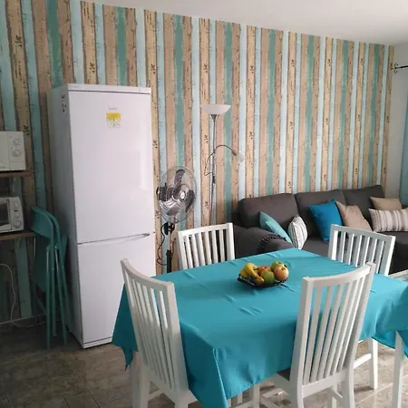 Nyaraló Casa Corina. Primera Linea De Mar *